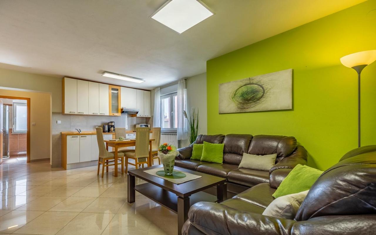 Apartments Istriensonne - Haus Stephan Medulin Bagian luar foto