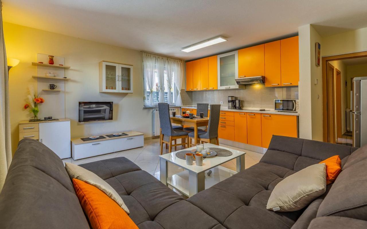Apartments Istriensonne - Haus Stephan Medulin Bagian luar foto